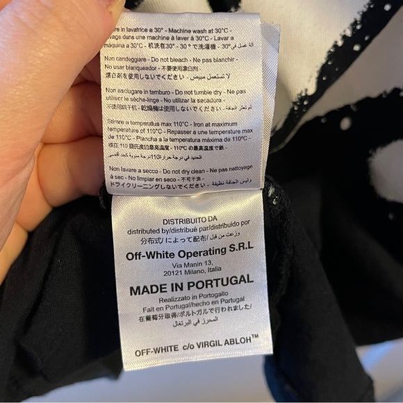 Off white spray paint logo long sleeve tee men’s size medium - Picture 10 of 10